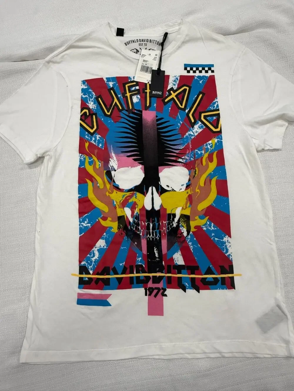 Buffalo David Bitton Ambition 1972 Skull Graphic T Shirt Mens Small White NWT